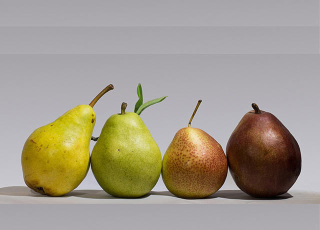 4 pears